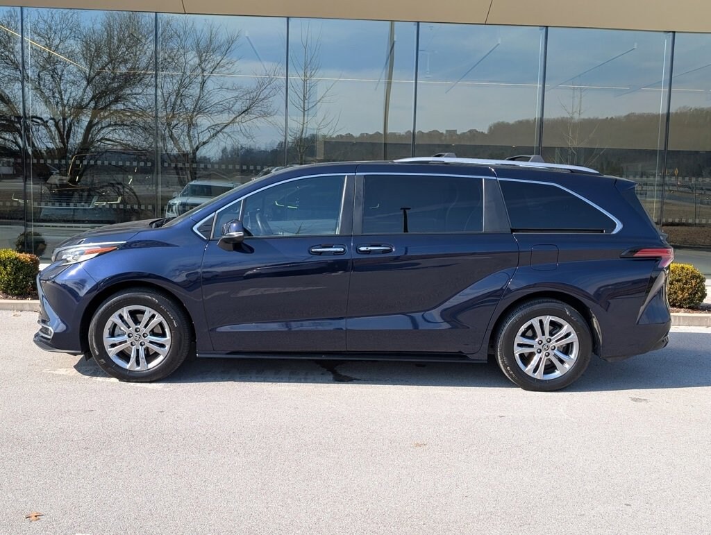 Used 2022 Toyota Sienna Platinum 7 Passenger Van Passenger Van