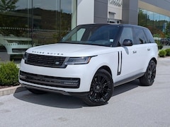 2025 Land Rover Range Rover SE P400 SE SWB