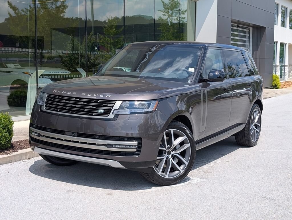 New 2026 Land Rover Range Rover SE P400 SE LWB 7 Seat