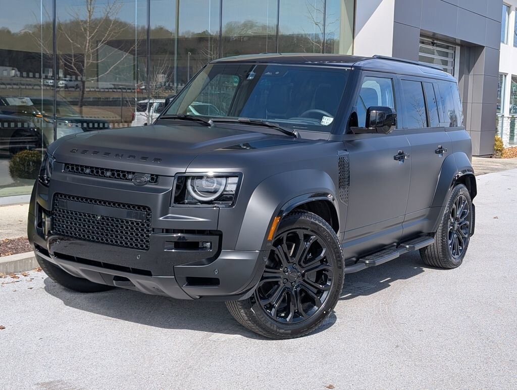 New 2026 Land Rover Defender V8