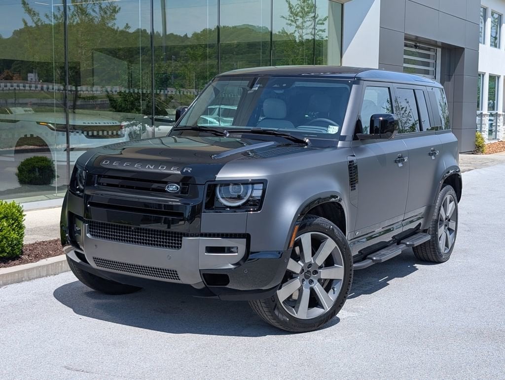 New 2026 Land Rover Defender V8 110 P525 V8