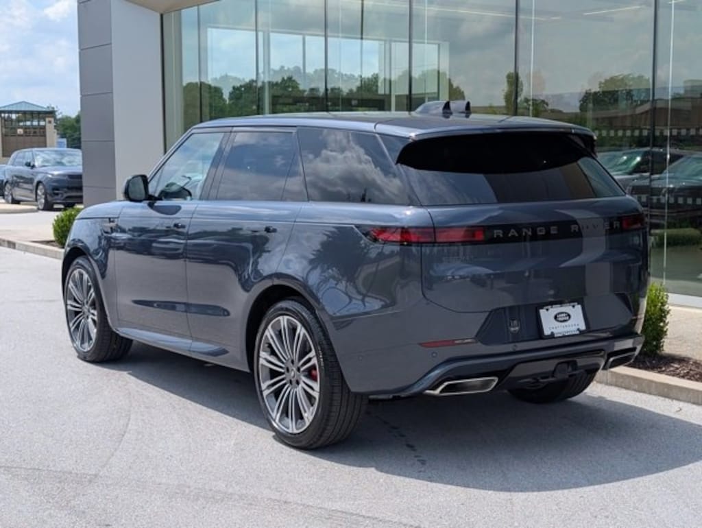 New 2025 Land Rover Range Rover Sport Dynamic SE P400 Dynamic SE