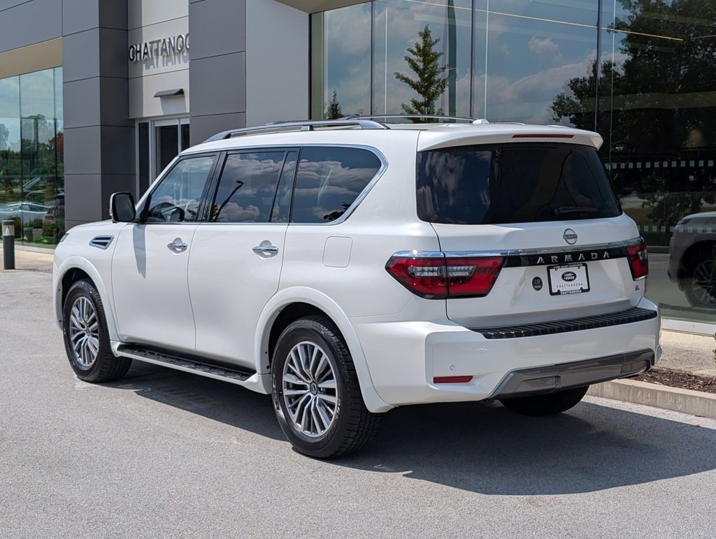 2023 Nissan Armada SL photo 2