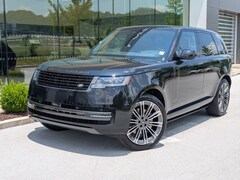 2025 Land Rover Range Rover SE P400 SE SWB