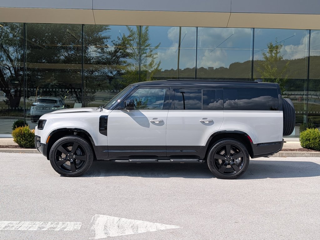 New 2026 Land Rover Defender X-Dynamic SE 130 P400 X-Dynamic SE