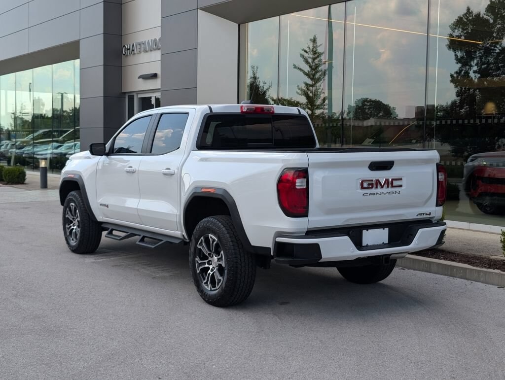Used 2025 GMC Canyon AT4 Truck Crew Cab