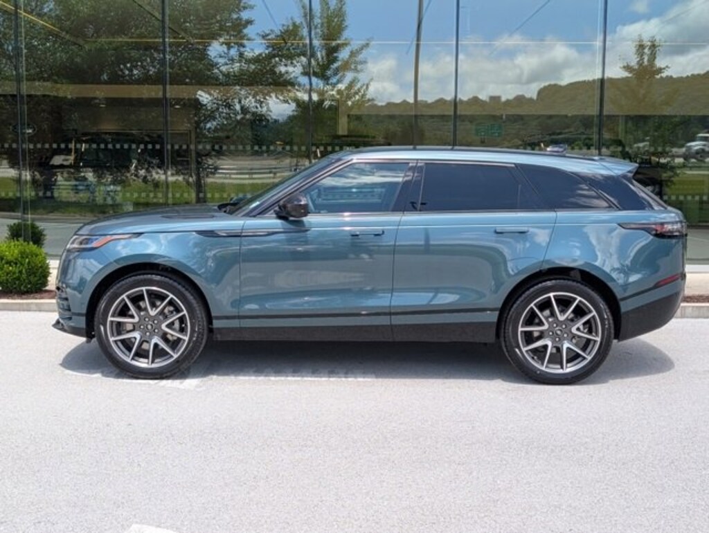 New 2026 Land Rover Range Rover Velar Dynamic SE P250 Dynamic SE