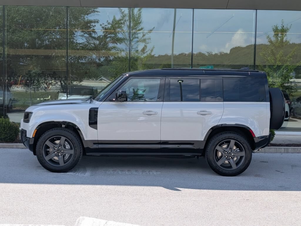 New 2026 Land Rover Defender X-Dynamic SE 110 P400 X-Dynamic SE