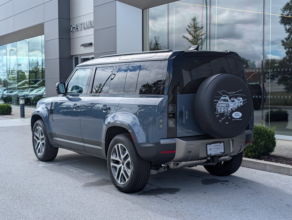 New 2026 Land Rover Defender S 110 P300 S