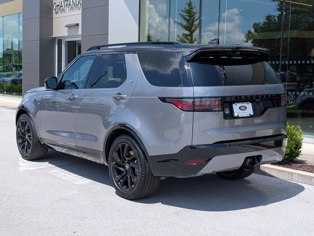 2025 Land Rover Discovery SE photo 2