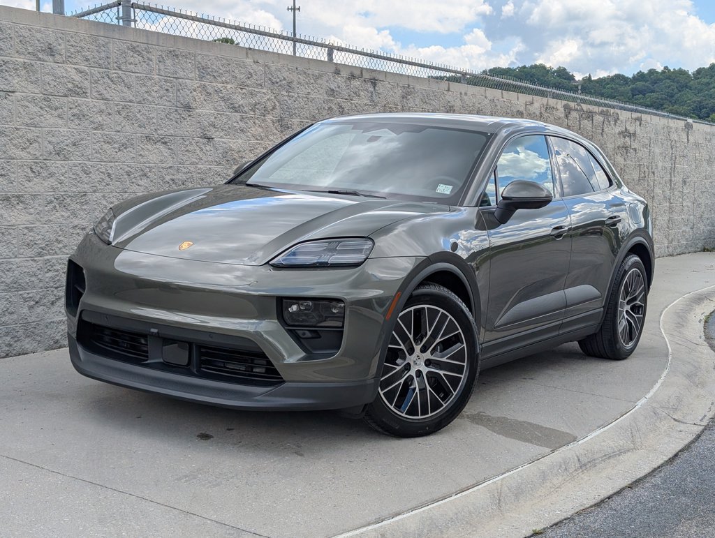  Porsche Macan