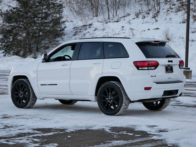 Used 2019 Jeep Grand Cherokee Altitude with VIN 1C4RJFAG8KC662008 for sale in South Saint Paul, Minnesota