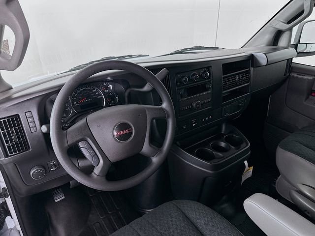 2025 GMC Savana Cargo Work Van - Photo 13