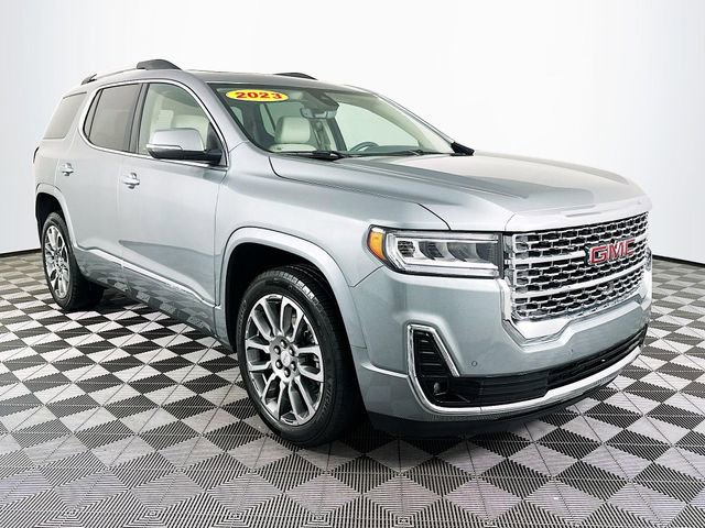 2023 GMC Acadia Denali AWD's photo