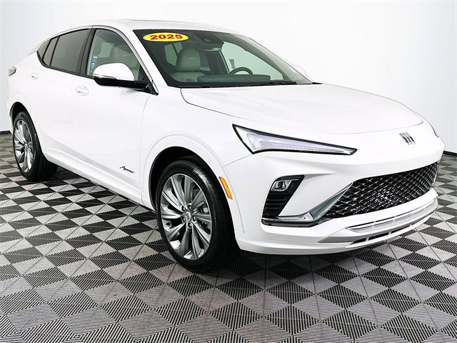 2025 Buick Envista Avenir's photo