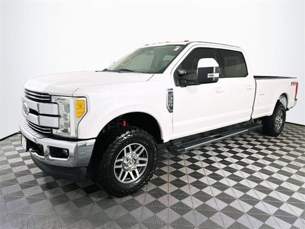 Used 2017 Ford Super Duty F-350 SRW Platinum Truck Crew Cab