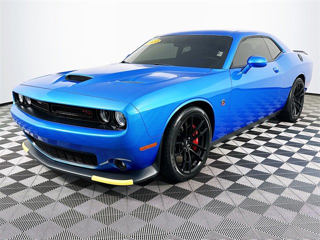 2023 Dodge Challenger R/T Scat Pack photo 3