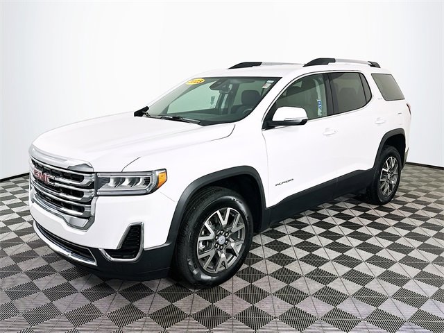 2023 Gmc Acadia SLE photo 3