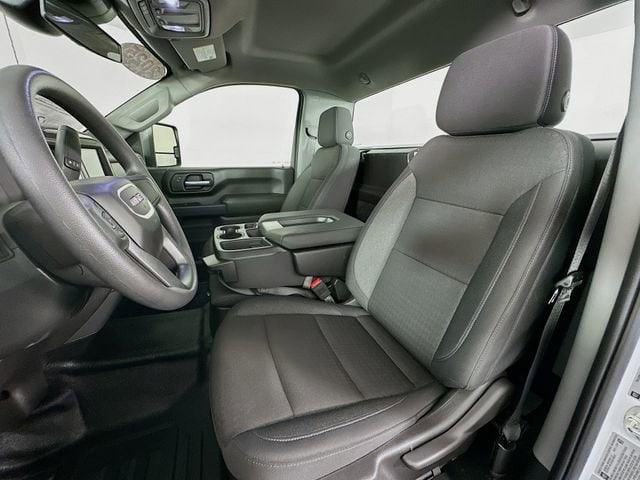 2025 GMC Sierra 2500HD Pro - Photo 8