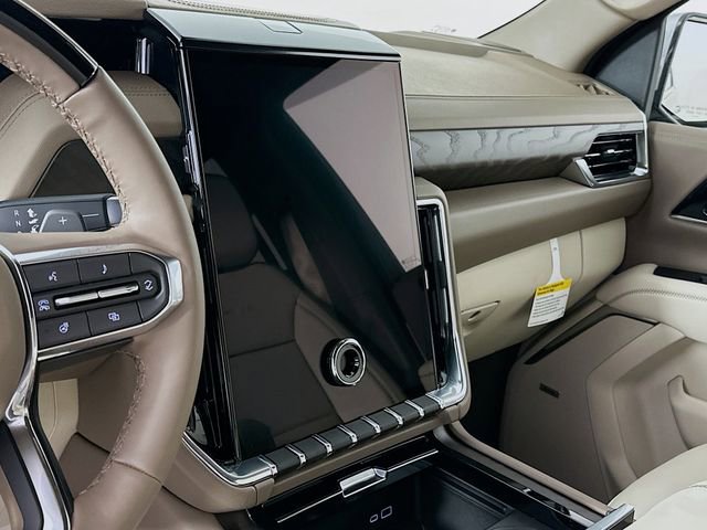 2026 GMC Yukon XL Denali - Photo 11