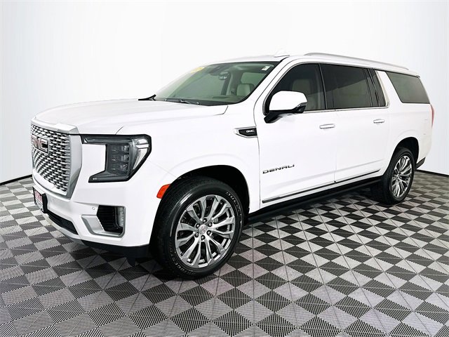 2021 Gmc Yukon XL Denali photo 3