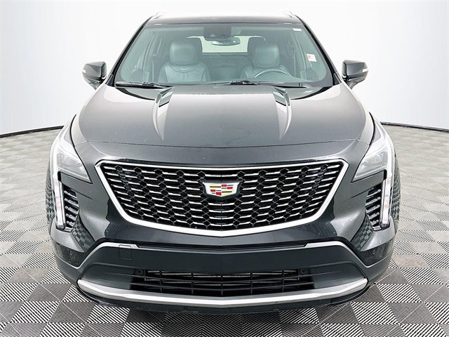 2023 Cadillac XT4 Premium Luxury photo 2