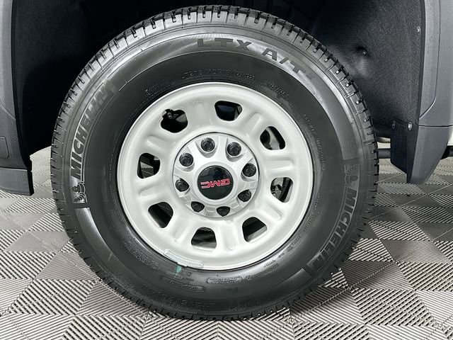 2025 GMC Sierra 2500HD Pro - Photo 16