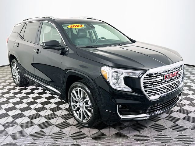 2023 GMC Terrain Denali AWD's photo