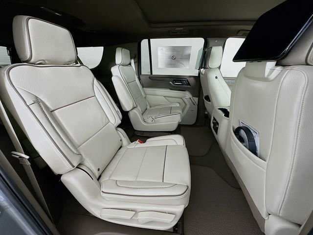 2026 GMC Yukon XL Denali - Photo 15