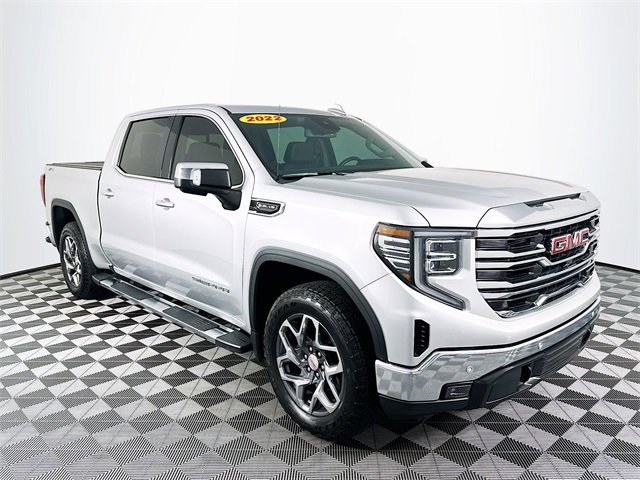 2022 GMC Sierra SLT's photo