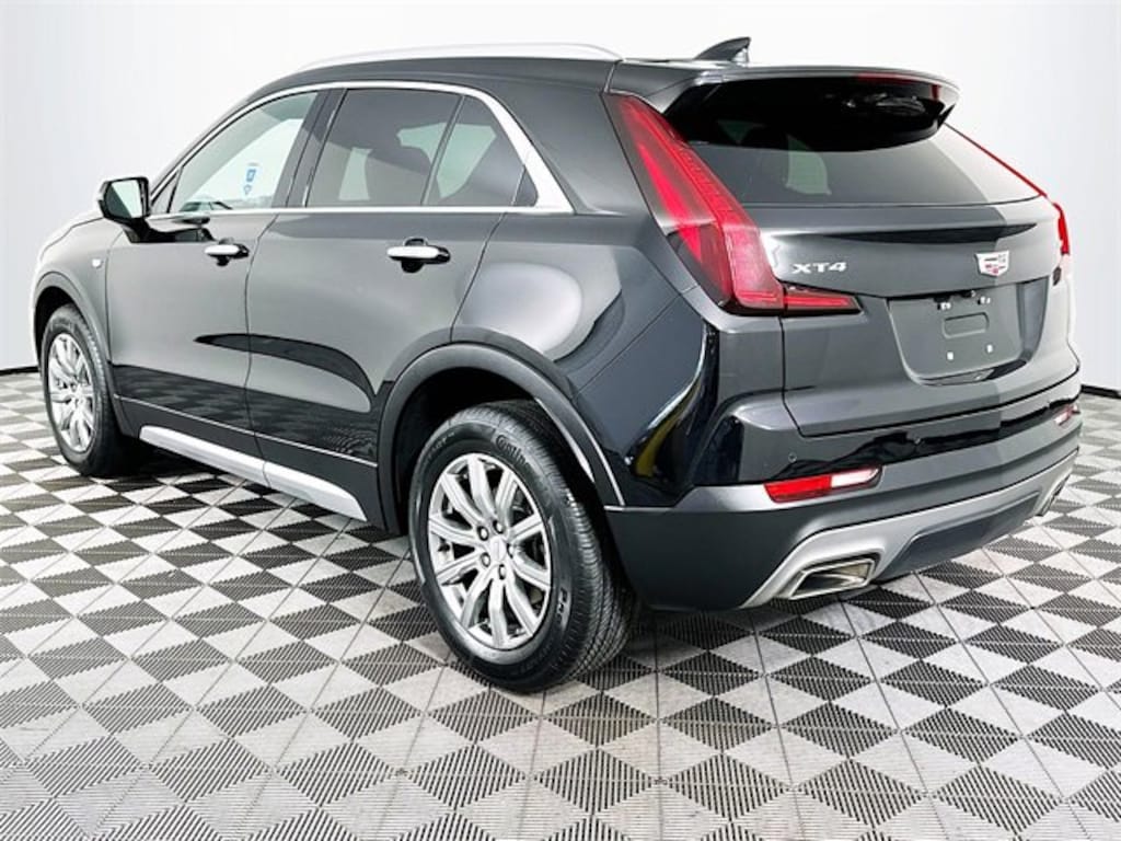 Used 2023 CADILLAC XT4 Premium Luxury SUV