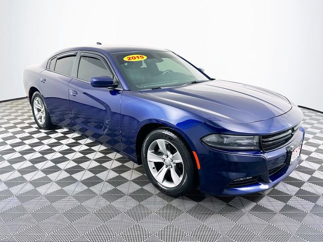 2015 Dodge Charger SXT's photo
