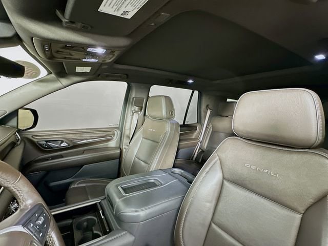 2021 GMC Yukon Denali - Photo 10