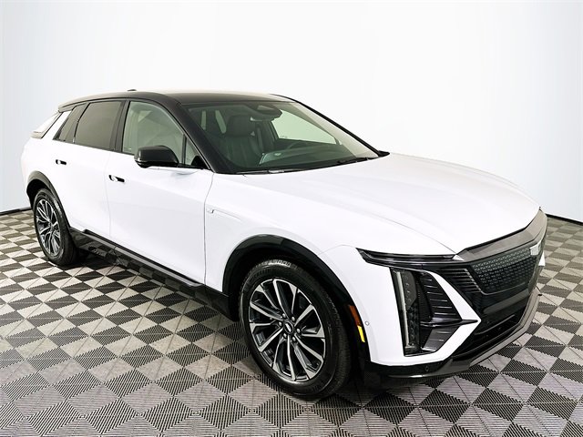 2026 Cadillac LYRIQ Sport's photo