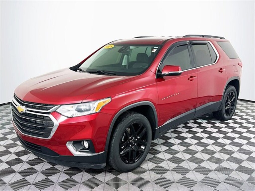 Used 2021 Chevrolet Traverse LT Cloth SUV