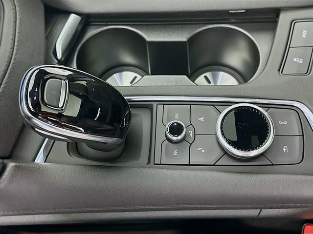 2025 Cadillac XT5 Premium Luxury - Photo 12