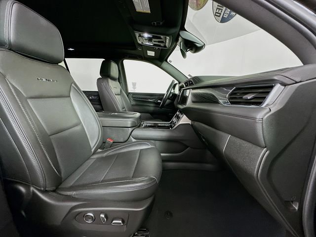 2024 GMC Yukon Denali - Photo 17