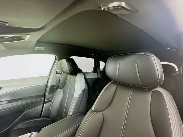 2026 Cadillac OPTIQ Sport - Photo 11