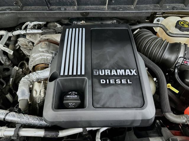 2020 Chevrolet Silverado 1500 LTZ - Photo 17