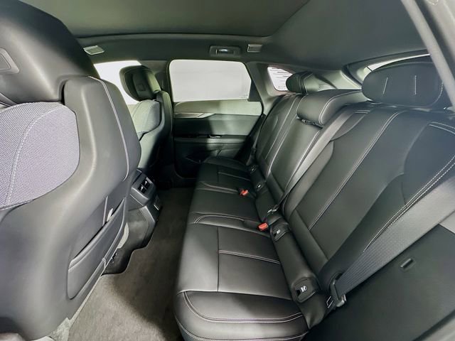 2025 Cadillac OPTIQ Sport 1 - Photo 12