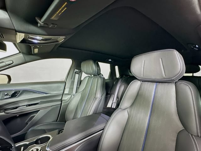 2025 Cadillac LYRIQ Sport 1 - Photo 12