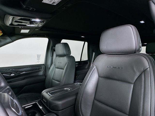 2024 GMC Yukon Denali - Photo 10