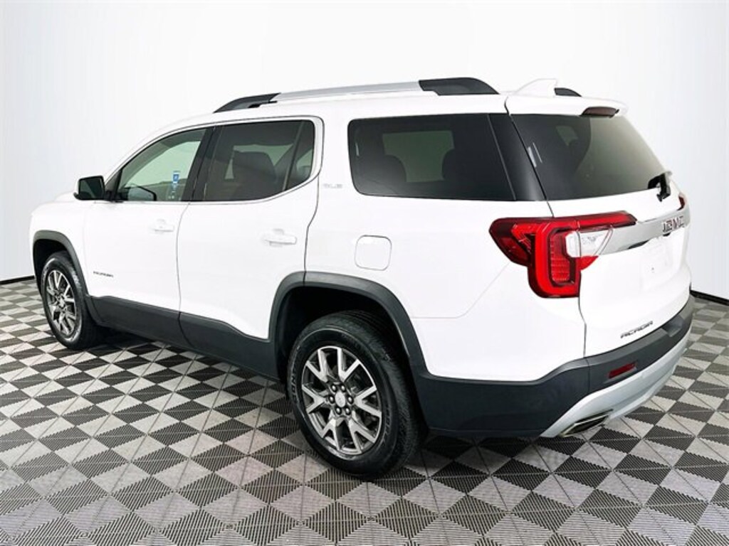 Used 2023 GMC Acadia SLE SUV