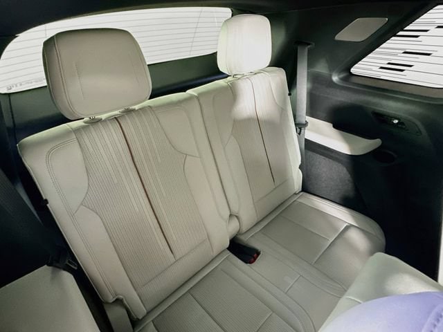 2026 Cadillac VISTIQ Sport - Photo 18