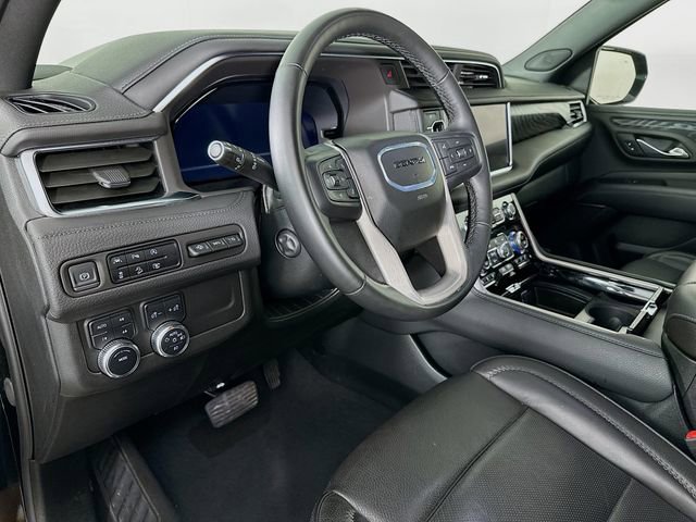 2024 GMC Yukon Denali - Photo 7