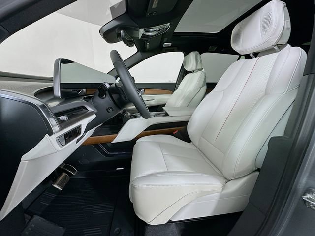 2026 Cadillac VISTIQ Luxury - Photo 8