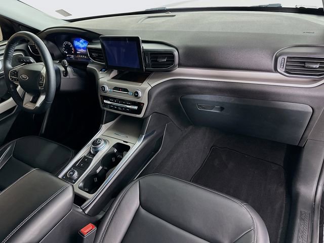2023 Ford Explorer XLT - Photo 17
