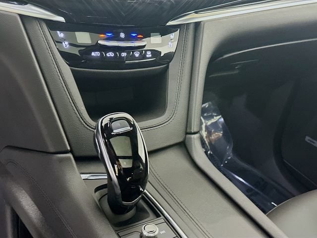 2025 Cadillac XT6 Premium Luxury - Photo 11