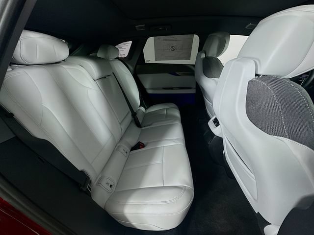 2026 Cadillac OPTIQ Luxury - Photo 17