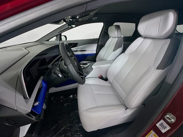 2026 Cadillac OPTIQ Luxury - Photo 8